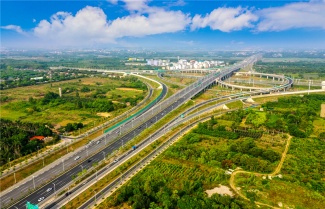 蘭州至海口高速公路廣西欽州至北海段改擴建項目北鐵互通
